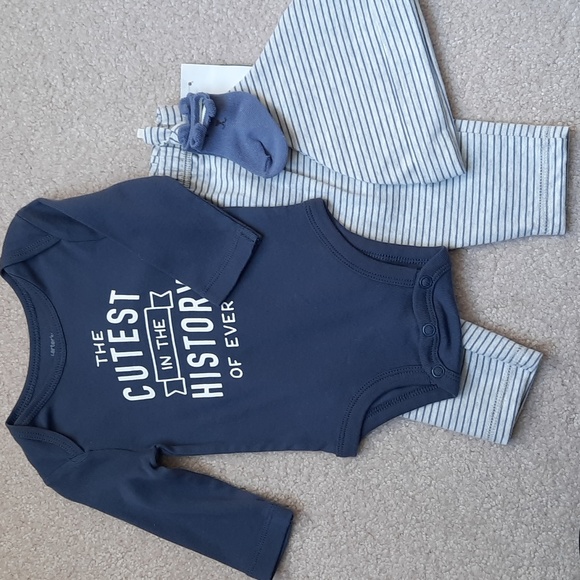 3 For $30. 4 piece matching set. Bodysuit, socks, hat, pants - Picture 1 of 9